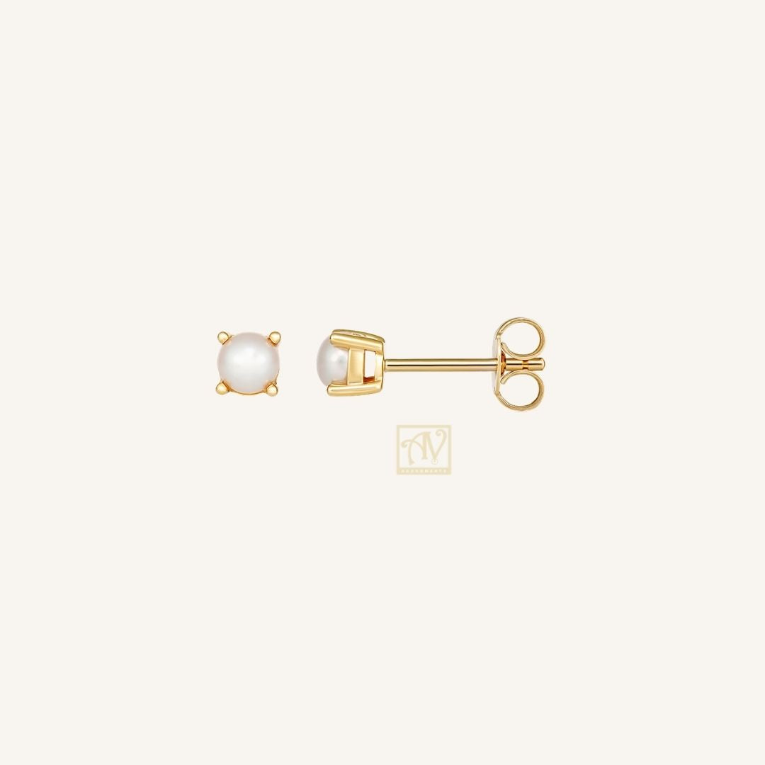 Marine Jewel Pearl Stud Earring 9kt Yellow Gold
