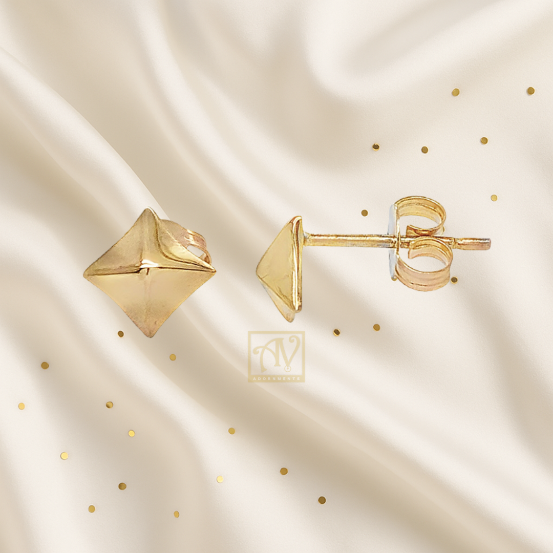 Zari Stud Earring 9kt Yellow Gold