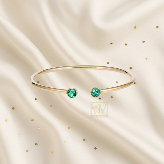 Patina Emerald Cuff Bangle 9kt Yellow Gold